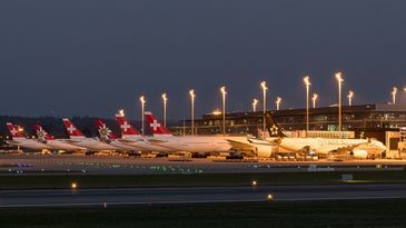 Flughafen Zrh Nacht.jpg